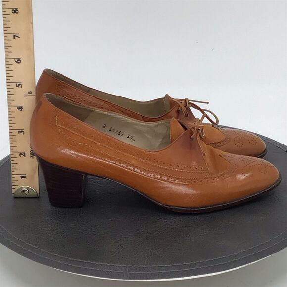 Los Pequenos Suizos Espana Womens Size 8.5 Brown Leather Wingtip Brogue Heels - Picture 4 of 10